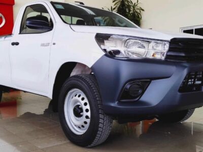 Toyota Hilux Dx Cabina simple 4x4